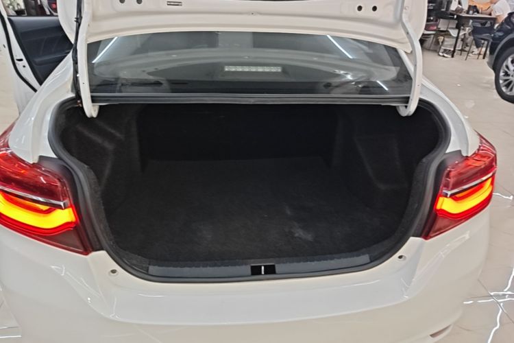 Toyota Vios 2023 car image #19
