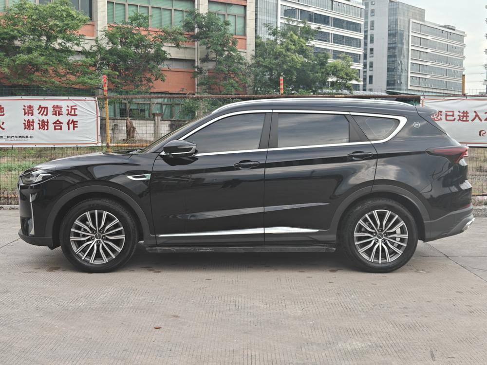 Jetour X70 PLUS 2024 car image #3