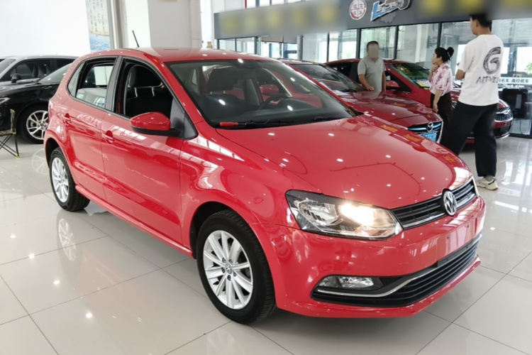 Volkswagen Polo 2015 #4 Volkswagen Polo 2015 car image #4