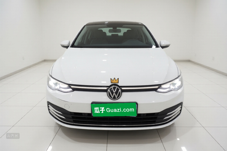 Volkswagen Golf 2022 صورة سيارة #3