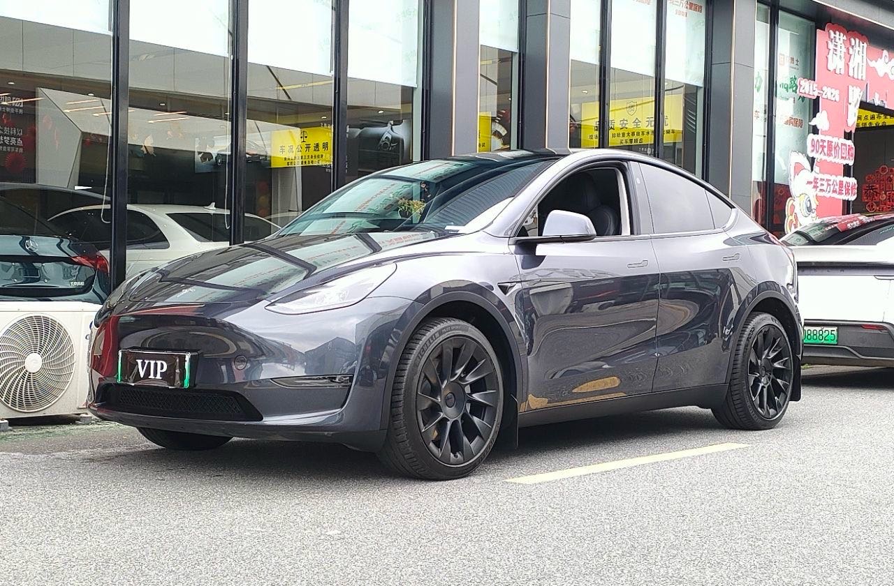Tesla Model Y 2024 car image 