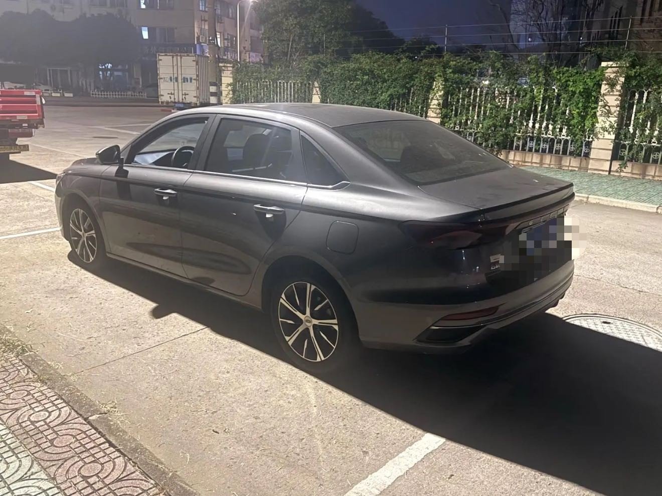 GEELY Emgrand 2023 imagen de coche #4