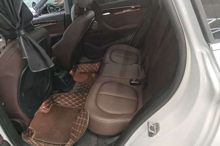 BMW X1 2022 car image #17