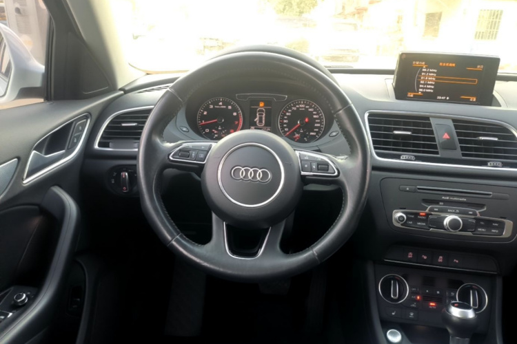 Audi Q3 2017 #11 Audi Q3 2017 car image #11