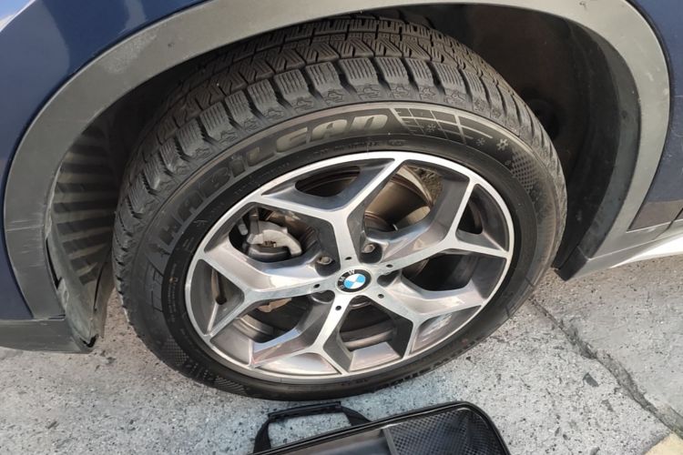 BMW X1 2018 car image #3
