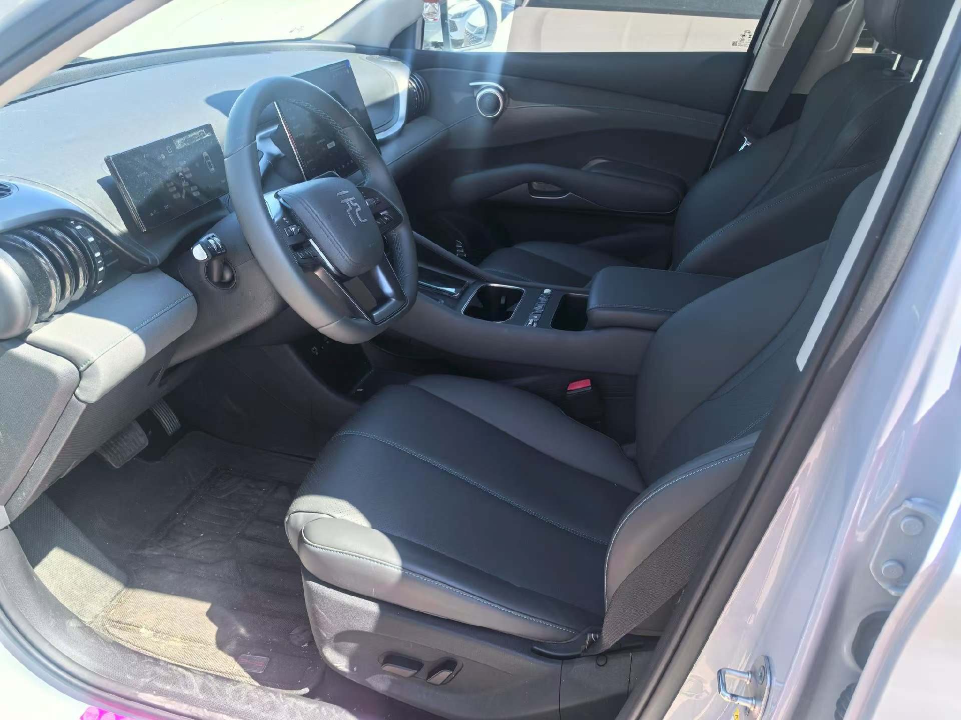 BYD Yuan Plus 2025 imagen de coche #2