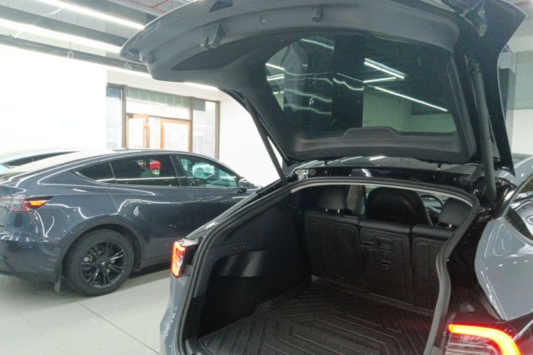 Tesla Model Y 2022 #19 Tesla Model Y 2022 immagine di auto #19
