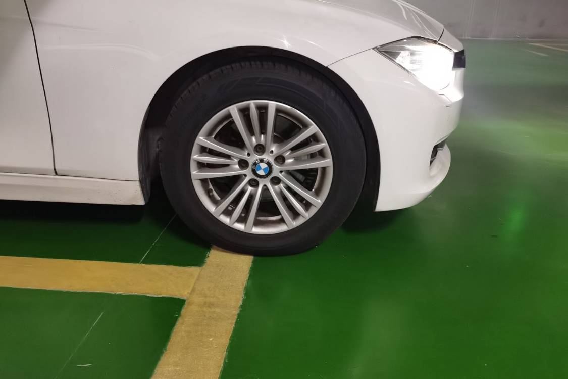 BMW 3 Series 2014 #9 BMW 3 Series 2014 صورة سيارة #9
