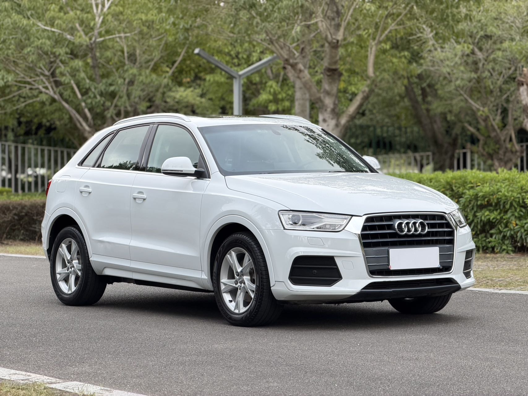 Audi Q3 2017 #3 Audi Q3 2017 car image #3