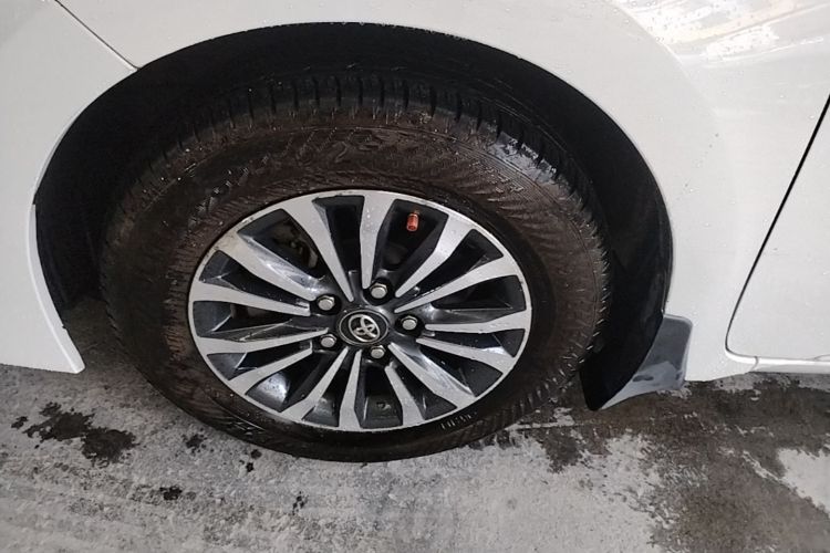 Toyota Corolla 2017 car image #9