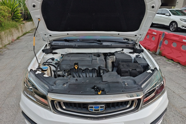 GEELY Emgrand 2019 #20 GEELY Emgrand 2019 car image #20