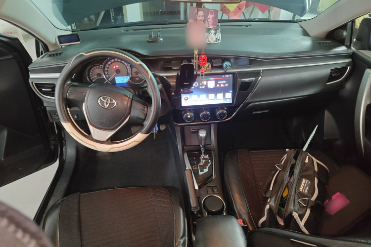 Toyota Corolla 2017 immagine di auto #10