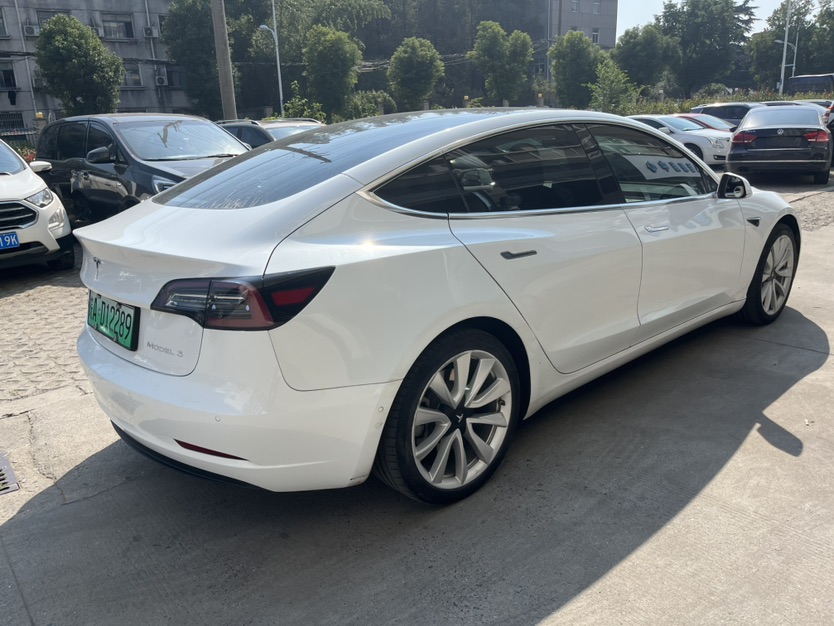 Tesla Model 3 2020 imagem de carro #5