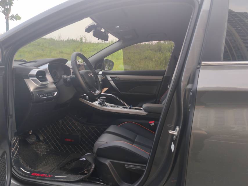 GEELY Coolray 2024 car image #4