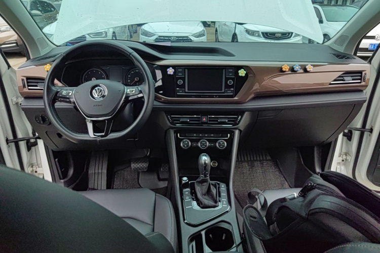 Volkswagen Tharu 2020 изображение автомобиля #10