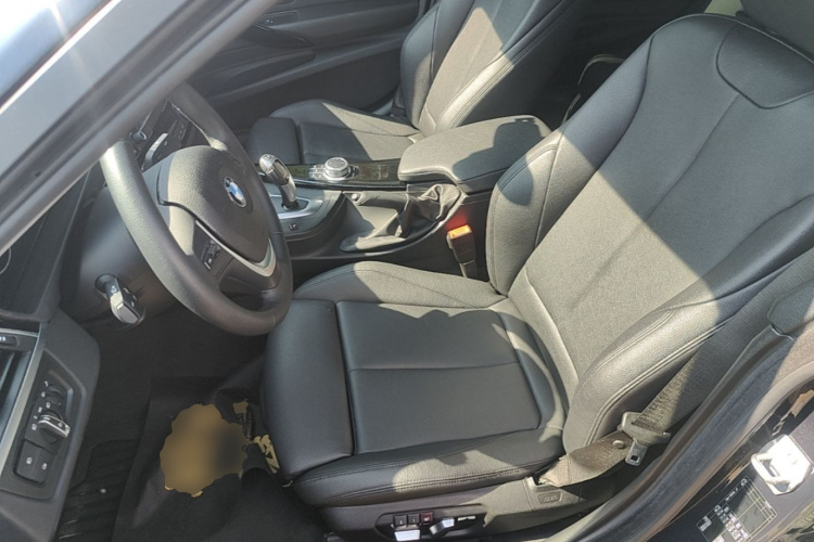 BMW 3 Series GT 2019 #15 BMW 3 Series GT 2019 car image #15