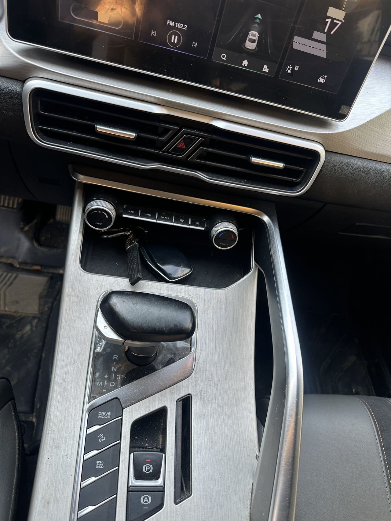 GEELY Coolray 2023 car image #4