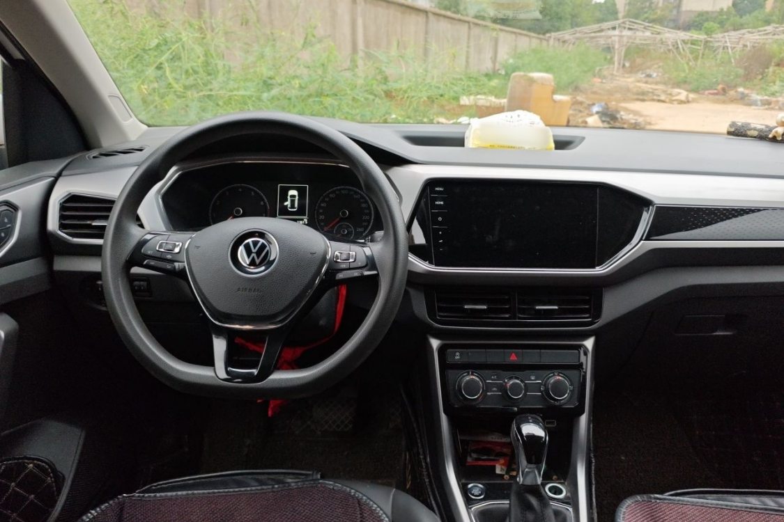 Volkswagen T-Cross 2021 #21 Volkswagen T-Cross 2021 car image #21