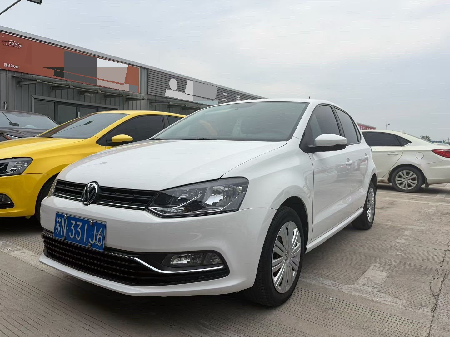 Volkswagen Polo 2017 car image 
