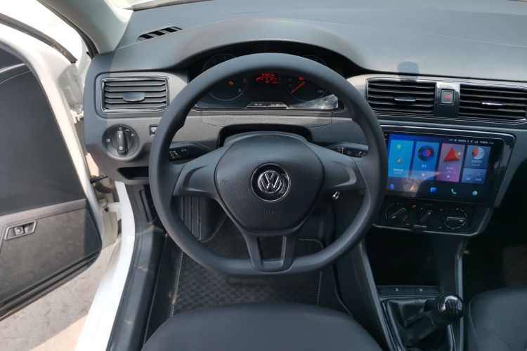 Volkswagen Santana 2020 car image #15