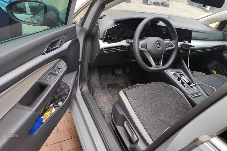 Volkswagen Golf 2022 immagine di auto #18