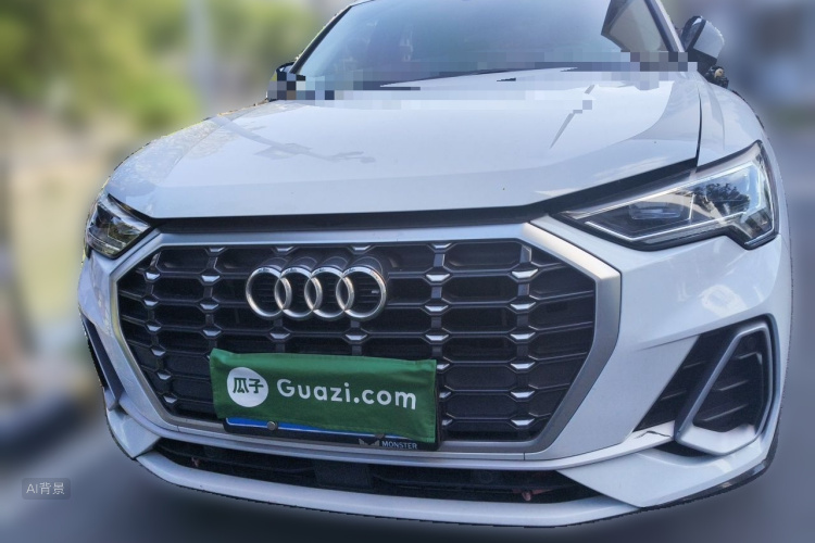 Audi Q3 2020 car image #3