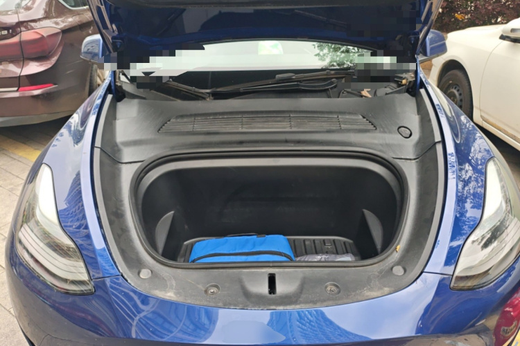 Tesla Model Y 2021 #22 Tesla Model Y 2021 car image #22