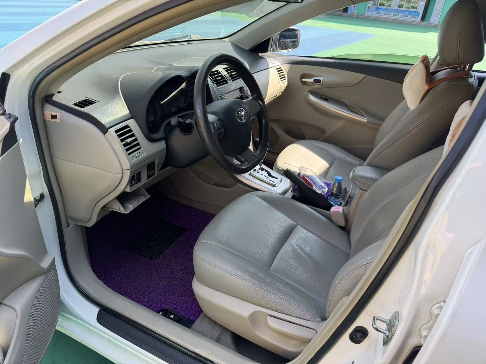 Toyota Corolla 2014 immagine di auto #2