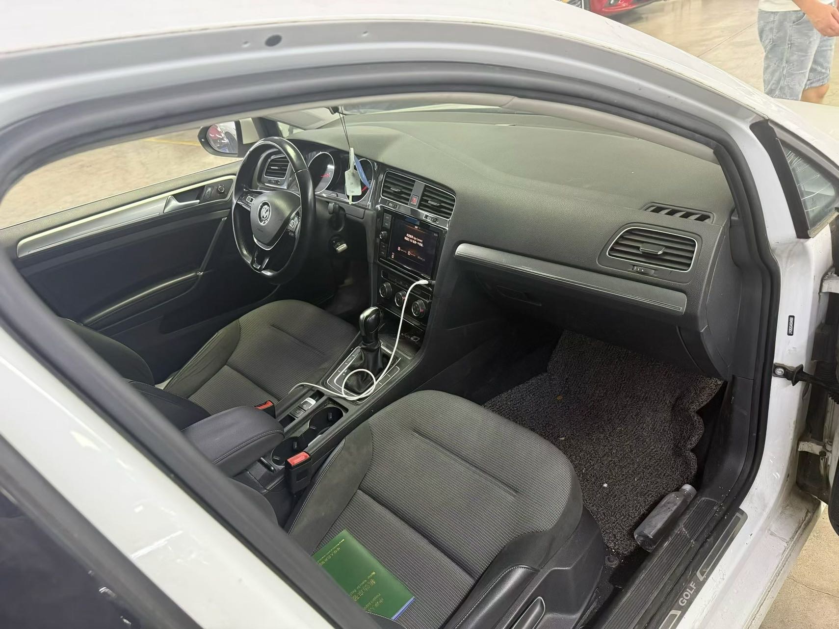Volkswagen Golf 2019 #3 Volkswagen Golf 2019 car image #3