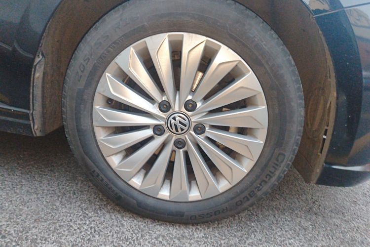 Volkswagen Lavida 2020 car image #6