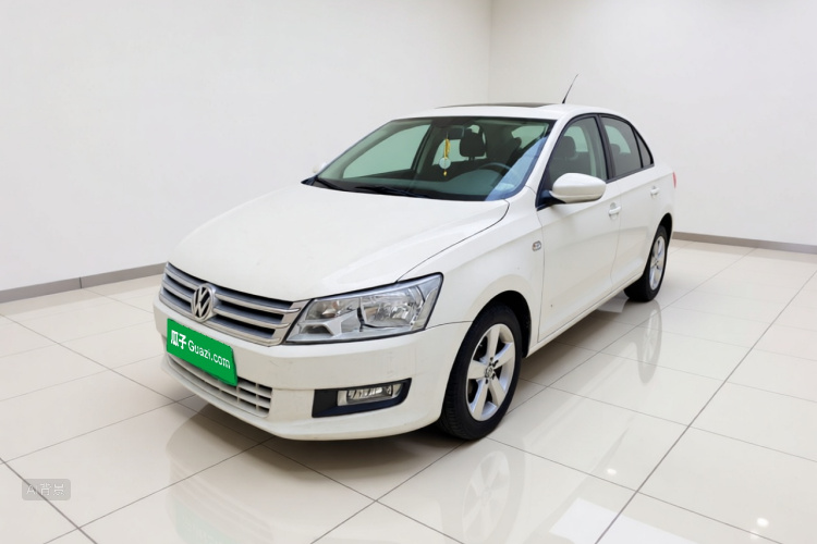 Volkswagen Santana 2014 car image #2