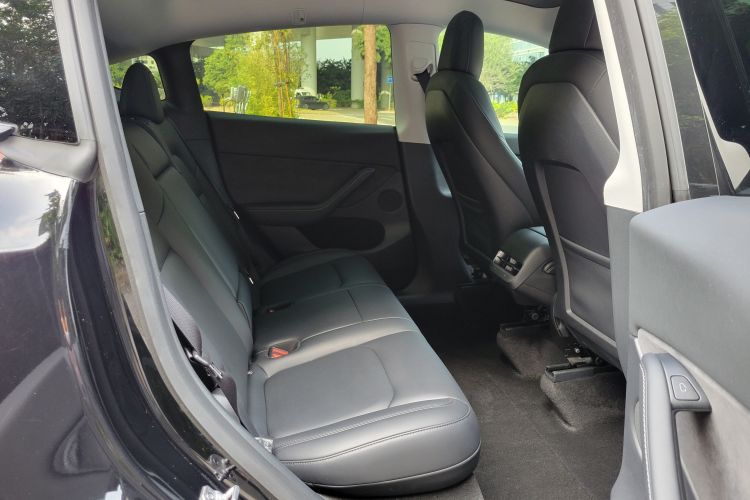 特斯拉 Model Y 2022 汽车图片 #18