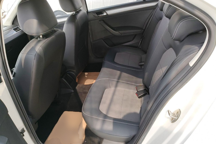 Volkswagen Santana 2019 car image #17