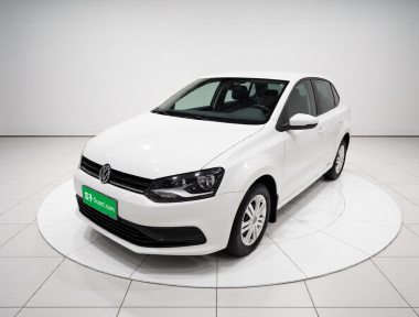 Volkswagen Polo 2016 car image 