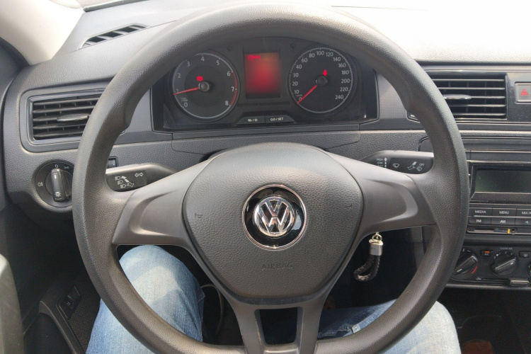 Volkswagen Santana 2019 car image #15