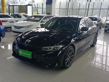 BMW 3 Series 2024 car image 