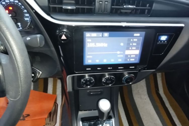 Toyota Corolla 2018 #13 Toyota Corolla 2018 car image #13