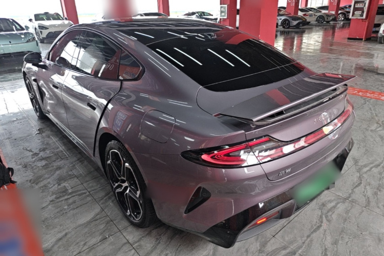MI SU7 2025 car image #5