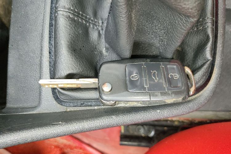 Volkswagen Santana 2016 car image #9