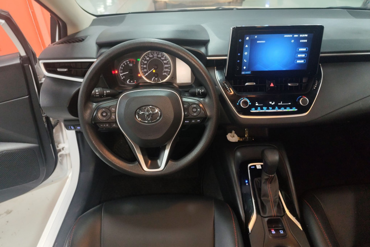 Toyota Corolla 2022 immagine di auto #11