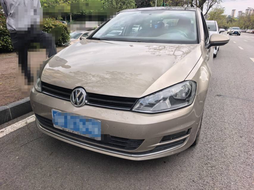 Volkswagen Golf 2016 car image 