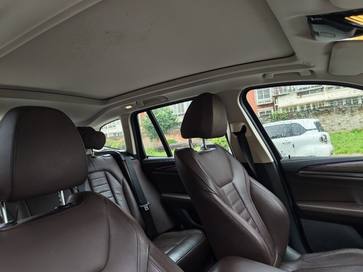 BMW X3 2020 car image #11