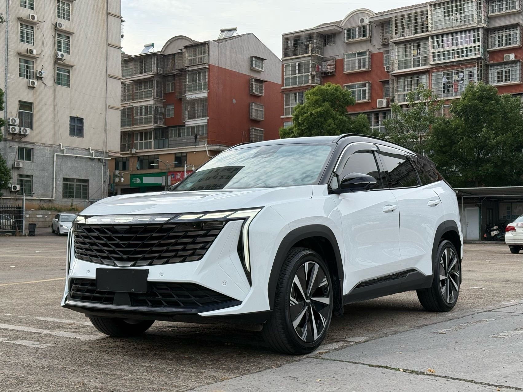 GEELY Boyue L 2023 car image 