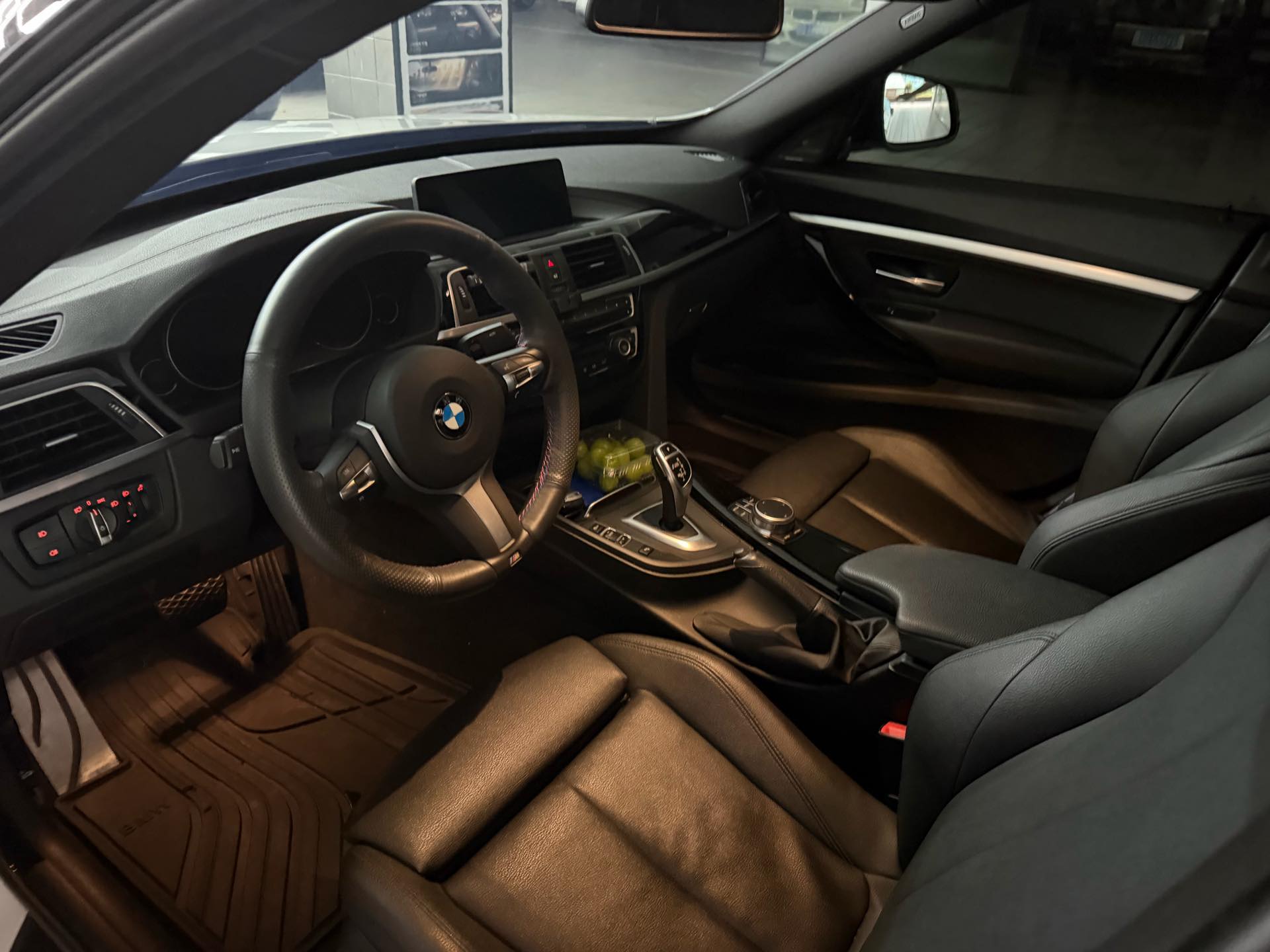 BMW 3 Series GT 2021 #3 BMW 3 Series GT 2021 صورة سيارة #3