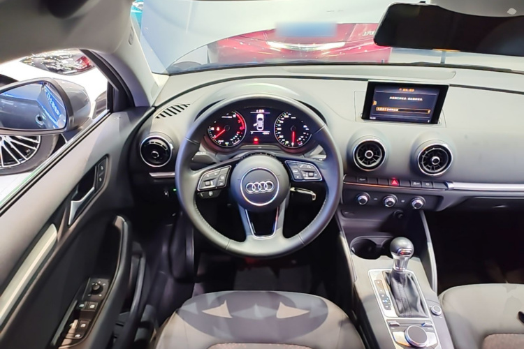 Audi A3 2020 car image #11