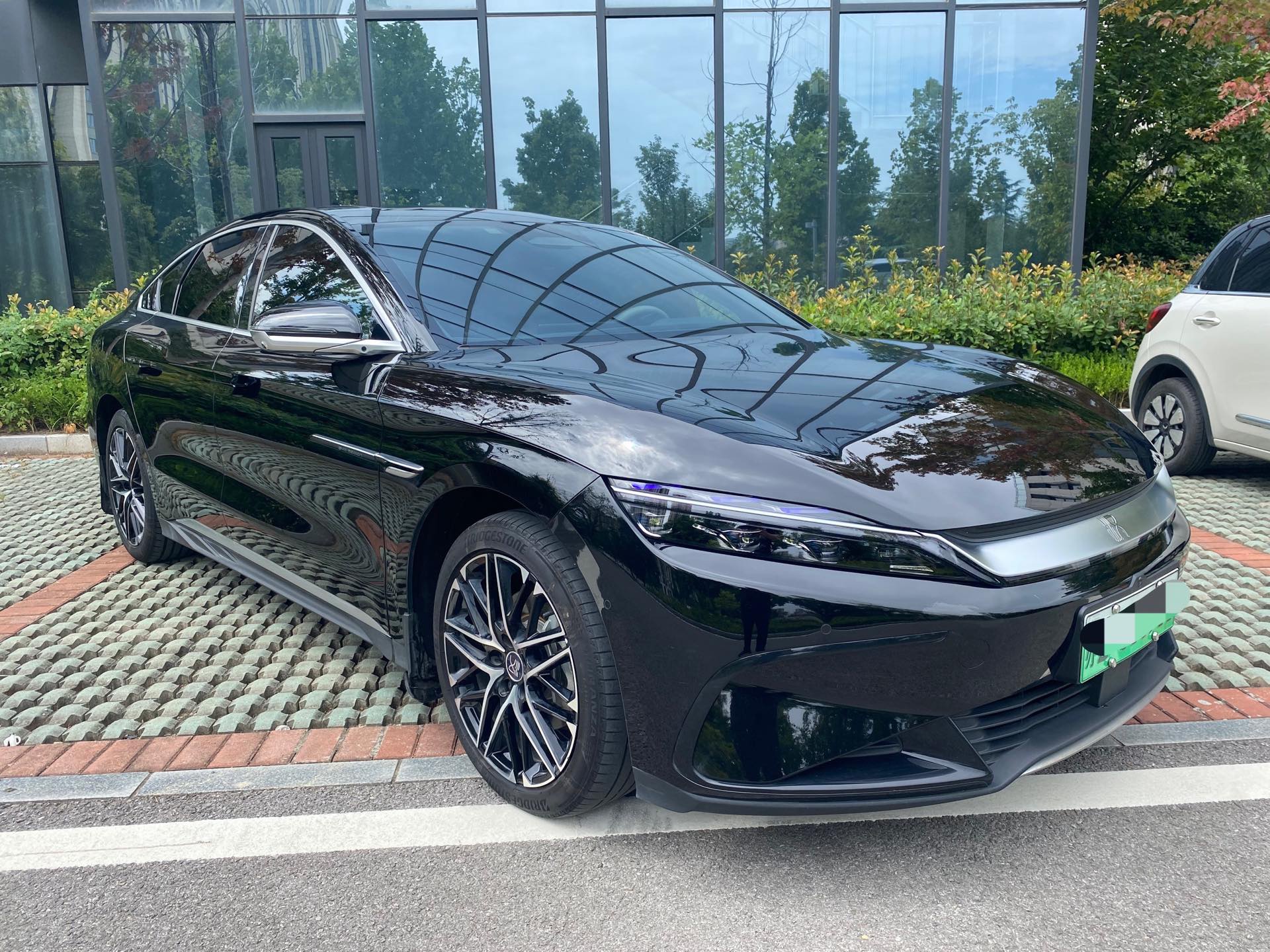 BYD Han 2025 image de voiture #3