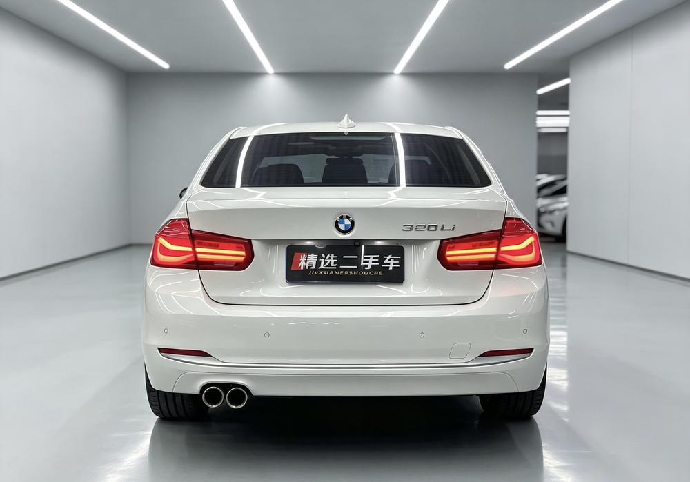 BMW 3 Series 2018 #5 BMW 3 Series 2018 car image #5
