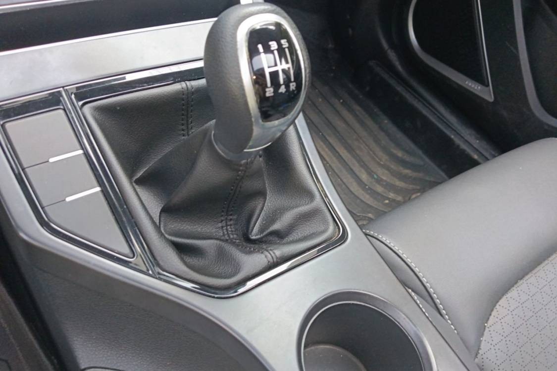 GEELY Emgrand 2020 car image #30