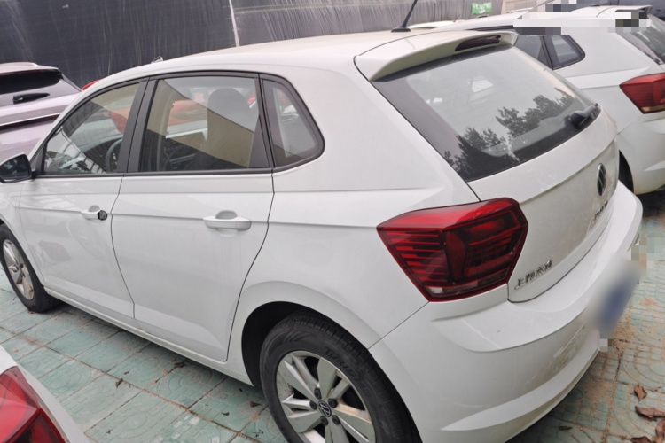 Volkswagen Polo 2023 car image #5