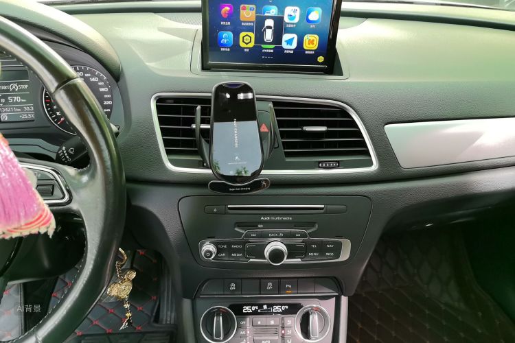 Audi Q3 2017 #15 Audi Q3 2017 car image #15